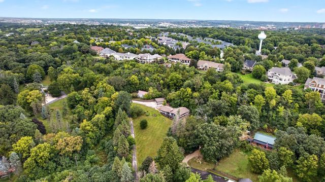 2715 Salem Road SW, Rochester, MN 55902