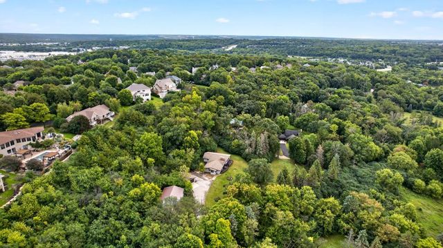 2715 Salem Road SW, Rochester, MN 55902