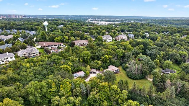 2715 Salem Road SW, Rochester, MN 55902