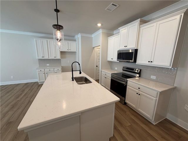4230 Oak View Lane, Gainesville, GA 30504