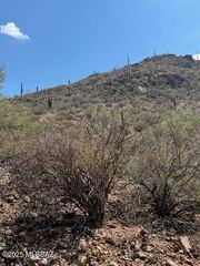 6321 W Trails End Road # 8, Tucson, AZ 85745