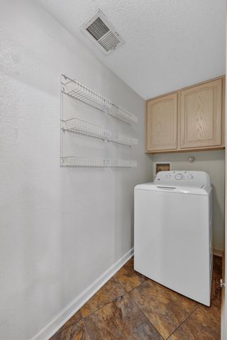 3236 Renaissance Drive SE, Rio Rancho, NM 87124