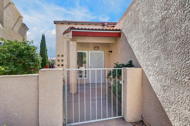 3236 Renaissance Drive SE, Rio Rancho, NM 87124