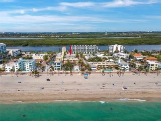322 Harding Street B202, Hollywood, FL 33019