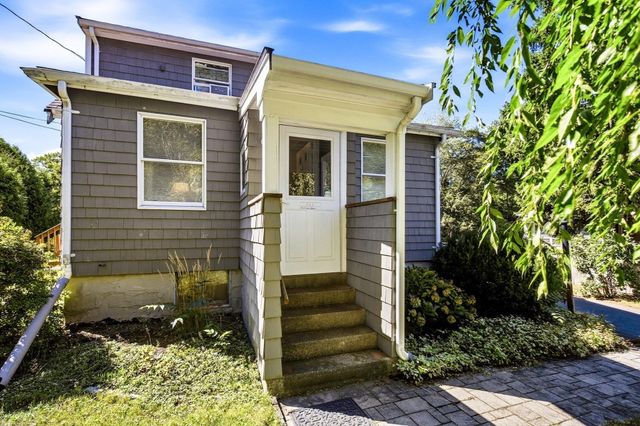 329 Sumner St, Norwood, MA 02062