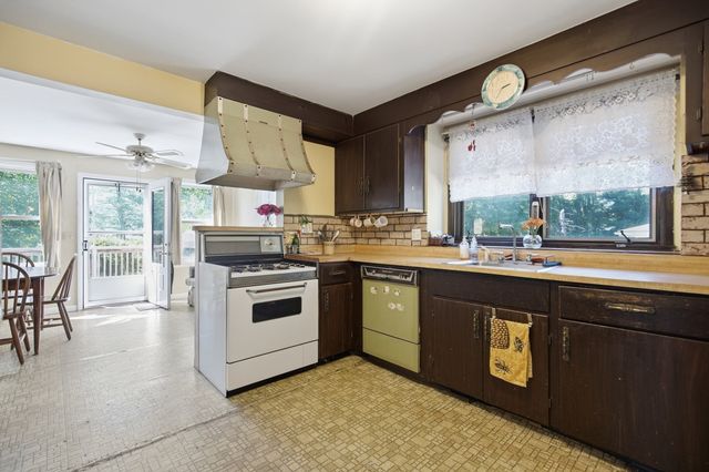 329 Sumner St, Norwood, MA 02062