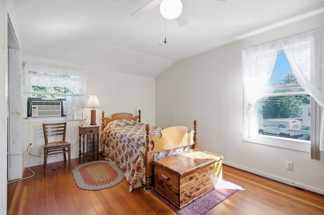 329 Sumner St, Norwood, MA 02062