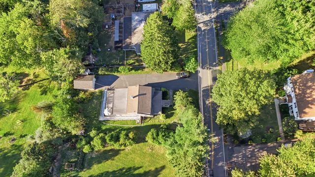 329 Sumner St, Norwood, MA 02062