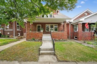 5444 Murdoch Avenue, St Louis, MO 63109