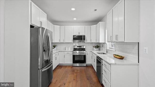 5605 GROVELAND AVE, Baltimore, MD 21215