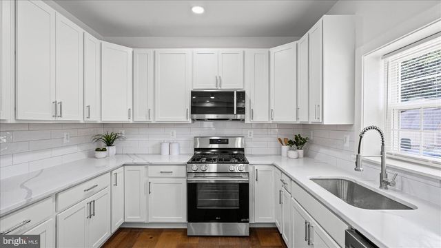 5605 GROVELAND AVE, Baltimore, MD 21215