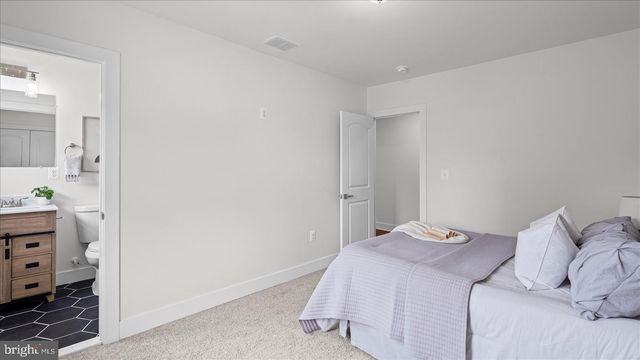 5605 GROVELAND AVE, Baltimore, MD 21215