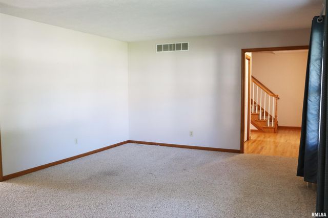 10722 N LAURALINE Court, Peoria, IL 61615