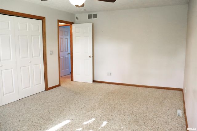 10722 N LAURALINE Court, Peoria, IL 61615