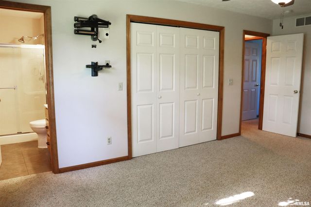 10722 N LAURALINE Court, Peoria, IL 61615