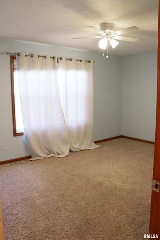 10722 N LAURALINE Court, Peoria, IL 61615