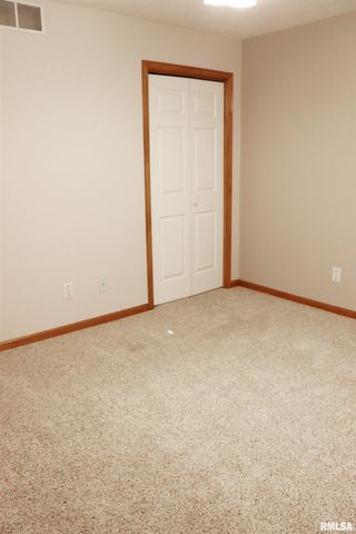 10722 N LAURALINE Court, Peoria, IL 61615