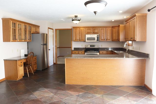 10722 N LAURALINE Court, Peoria, IL 61615