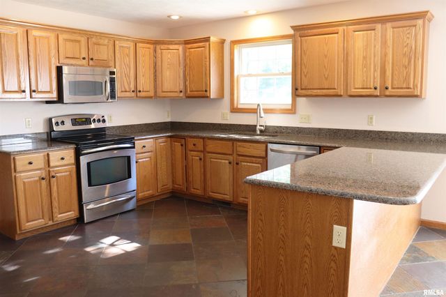 10722 N LAURALINE Court, Peoria, IL 61615
