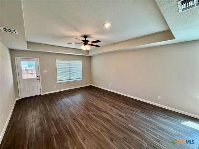 1208 Sweden, Seguin, TX 78155