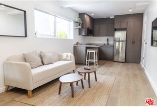 923 N Mariposa Avenue 1/4, Los Angeles, CA 90029