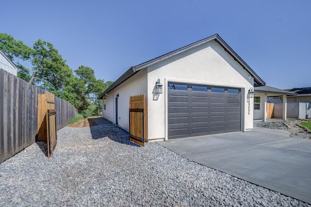 19686 White Horse Place, Cottonwood, CA 96022