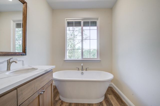 19686 White Horse Place, Cottonwood, CA 96022