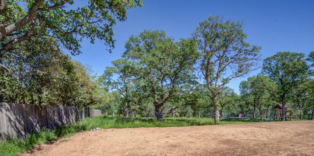 19686 White Horse Place, Cottonwood, CA 96022