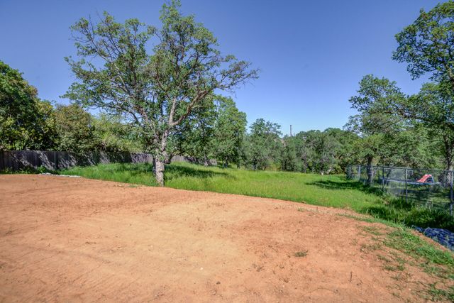 19686 White Horse Place, Cottonwood, CA 96022