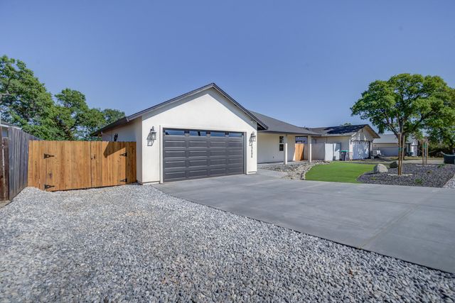 19686 White Horse Place, Cottonwood, CA 96022