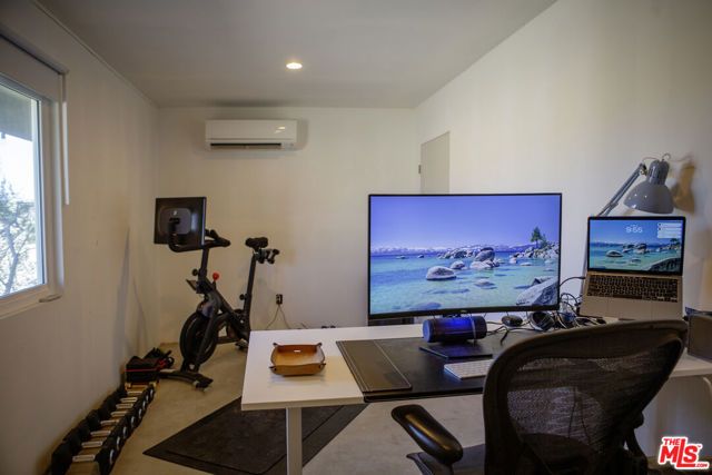 365 Rainbow Drive, Yucca Valley, CA 92284