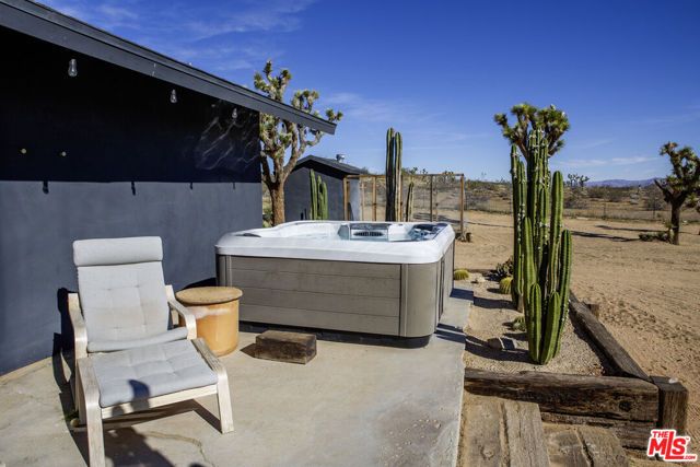 365 Rainbow Drive, Yucca Valley, CA 92284