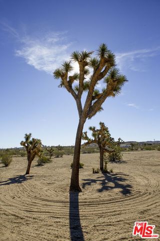 365 Rainbow Drive, Yucca Valley, CA 92284