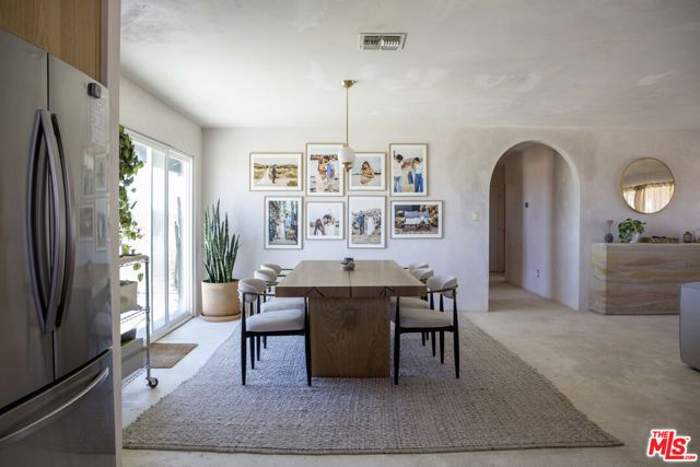 365 Rainbow Drive, Yucca Valley, CA 92284