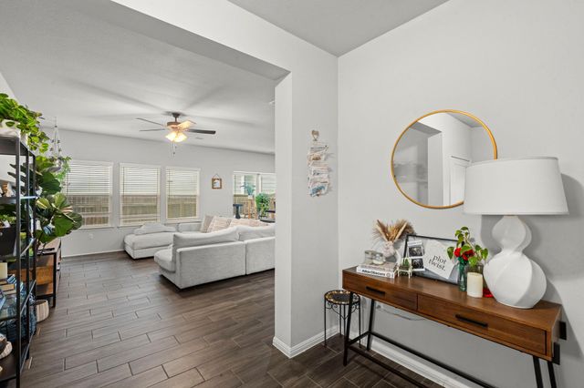6217 Gunflint DR, Austin, TX 78747