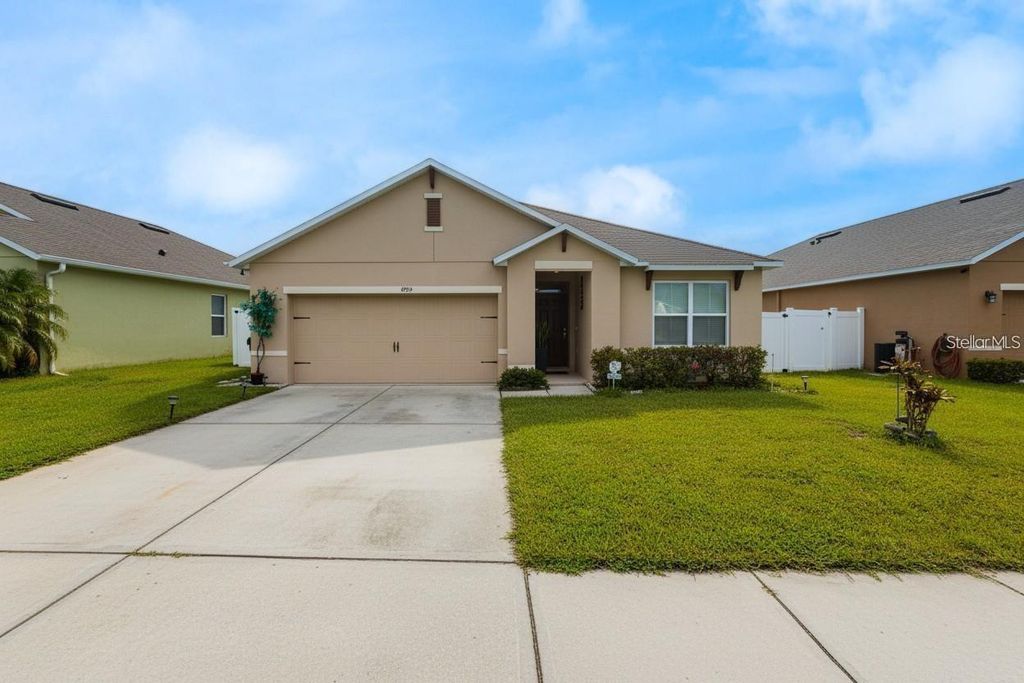 4214 ROBERTA DRIVE, Winter Haven, FL 33881