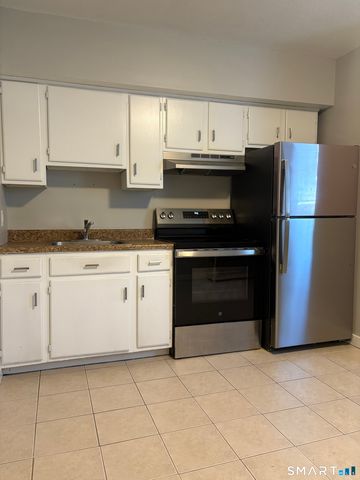 36 Main Street G, Thomaston, CT 06787