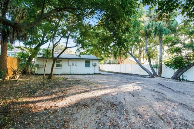 6546 FLORIDA AVENUE, New Port Richey, FL 34653