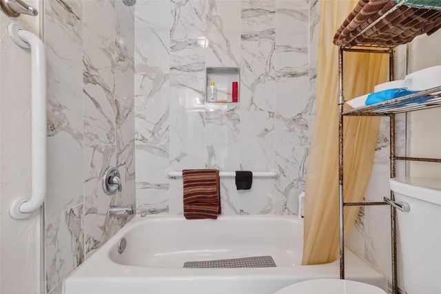 14003 Valley Grove Drive, Houston, TX 77066