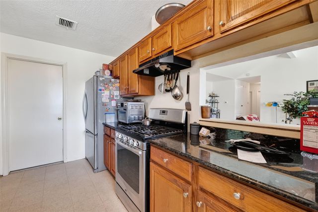 14003 Valley Grove Drive, Houston, TX 77066