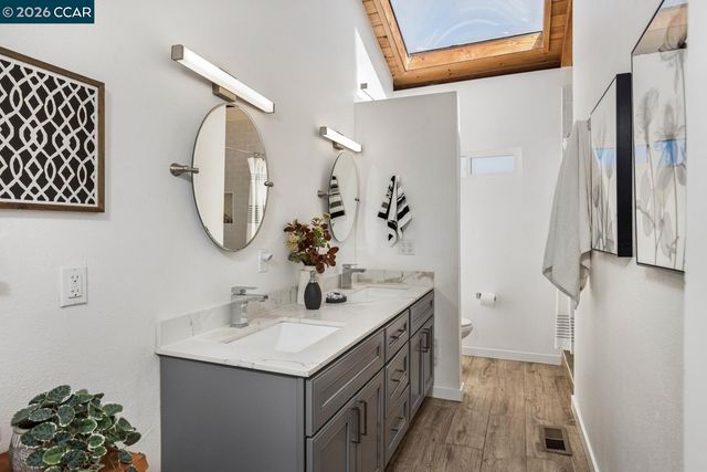 16 Ruth Court, Lafayette, CA 94549