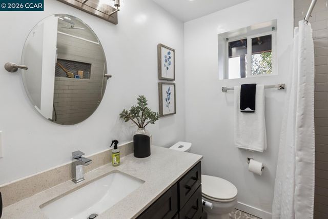 16 Ruth Court, Lafayette, CA 94549