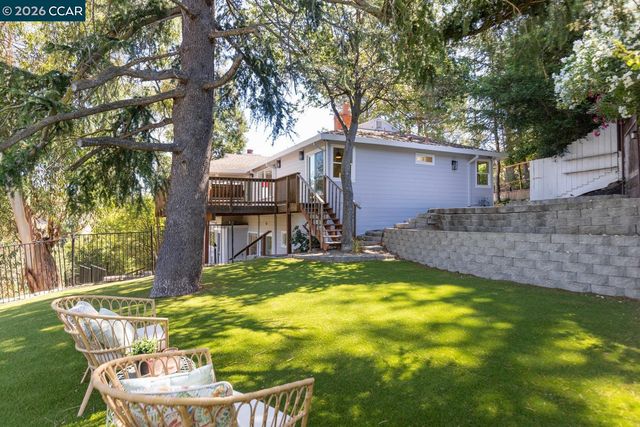16 Ruth Court, Lafayette, CA 94549
