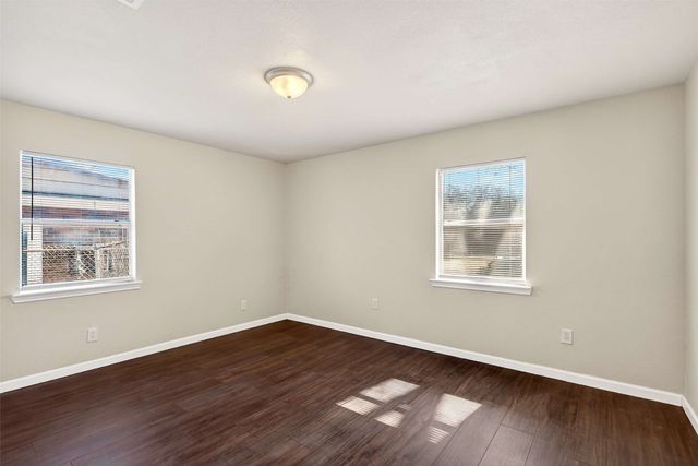 4613 Crenshaw Avenue, Fort Worth, TX 76105