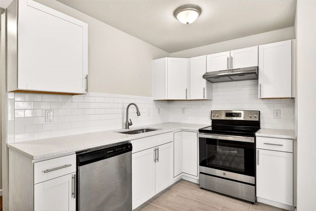 4613 Crenshaw Avenue, Fort Worth, TX 76105