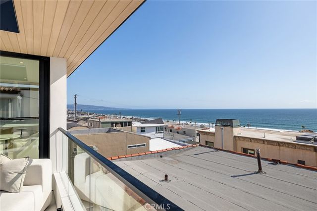 228 Moonstone, Manhattan Beach, CA 90266