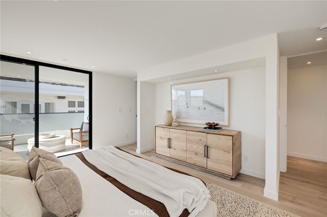 228 Moonstone, Manhattan Beach, CA 90266