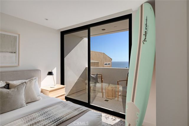 228 Moonstone, Manhattan Beach, CA 90266