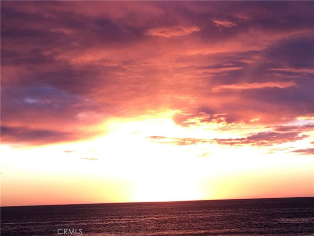 228 Moonstone, Manhattan Beach, CA 90266