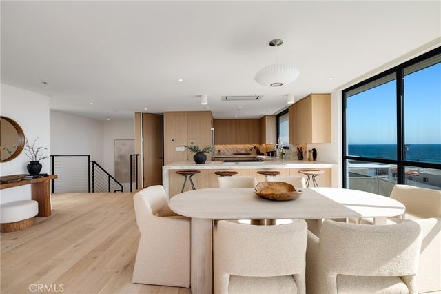 228 Moonstone, Manhattan Beach, CA 90266